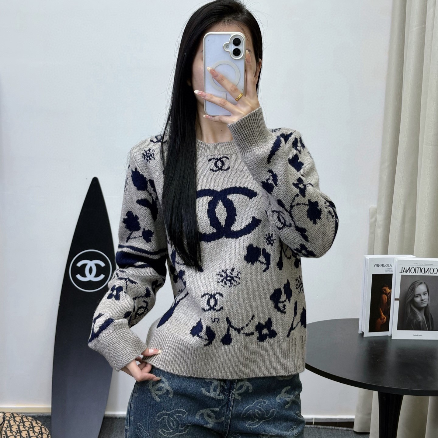 샤넬 긴팔 니트 티셔츠