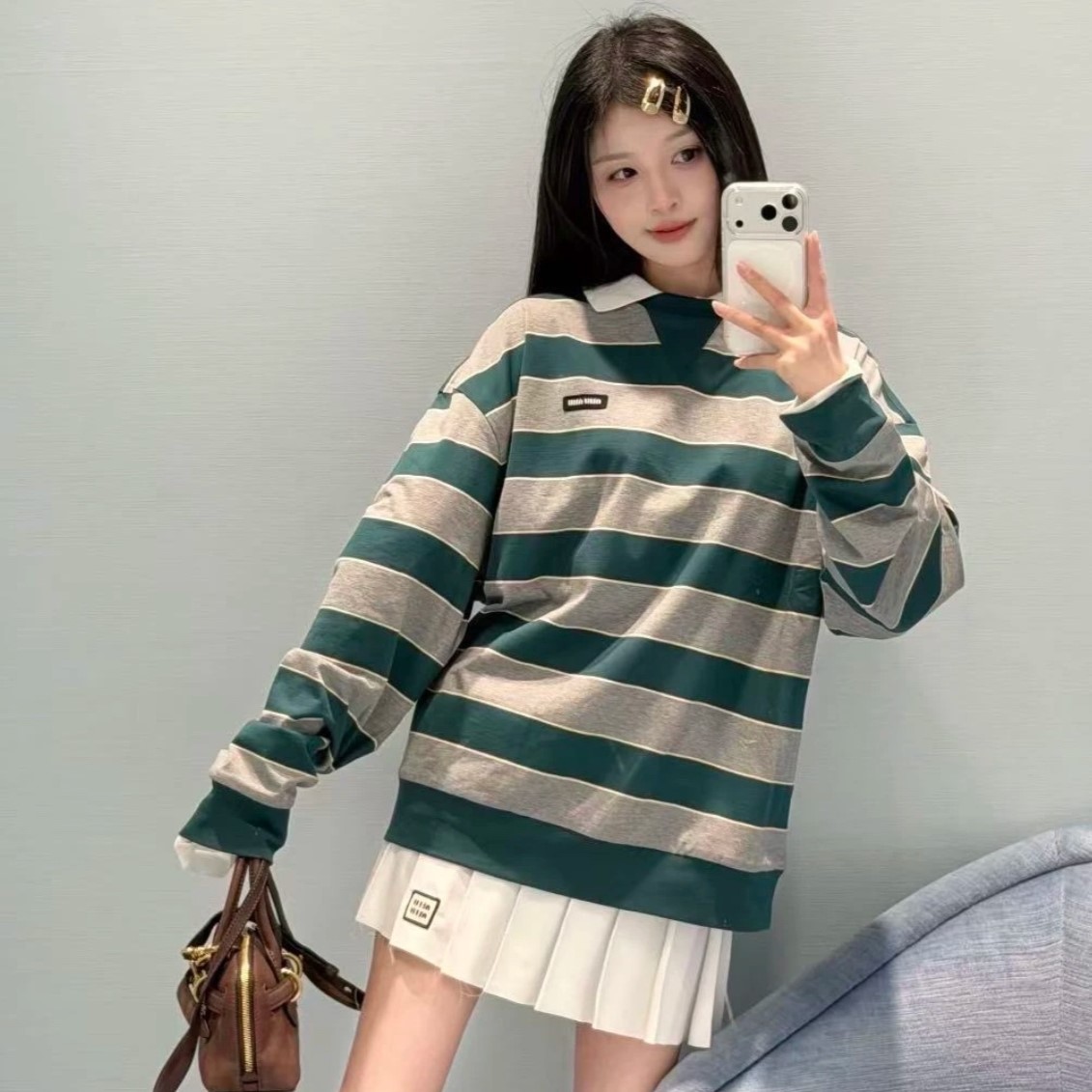 미우미우 여성 긴팔 티셔츠