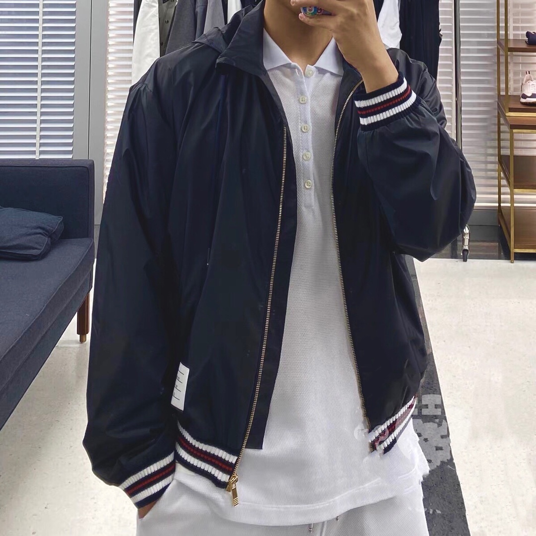톰브라운 남성 바람막이 자켓