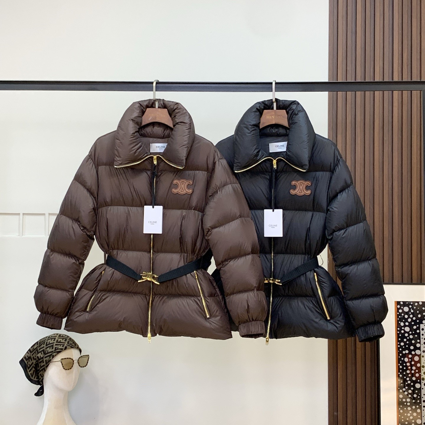 셀린느 여성 패딩 2가지 색상