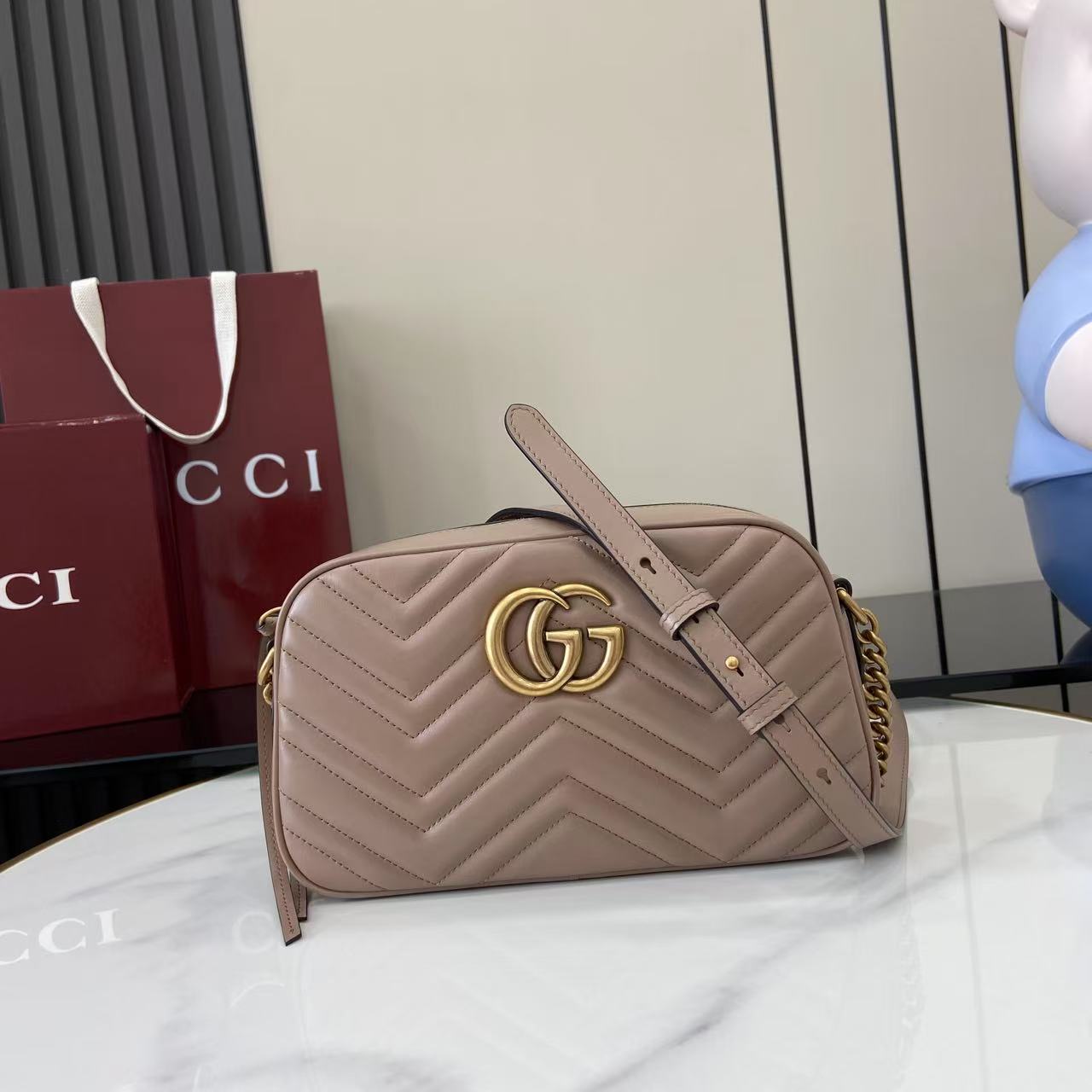 구찌 GG 마몽 스몰 카메라백 447632