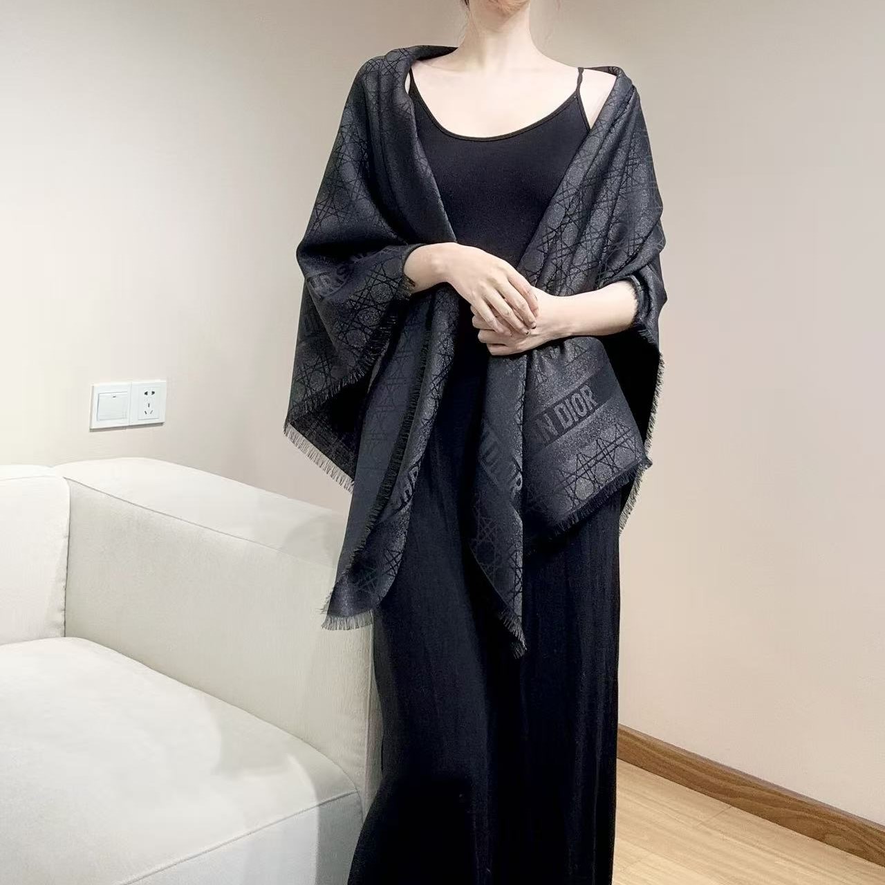 디올 오블리크 숄 스카프