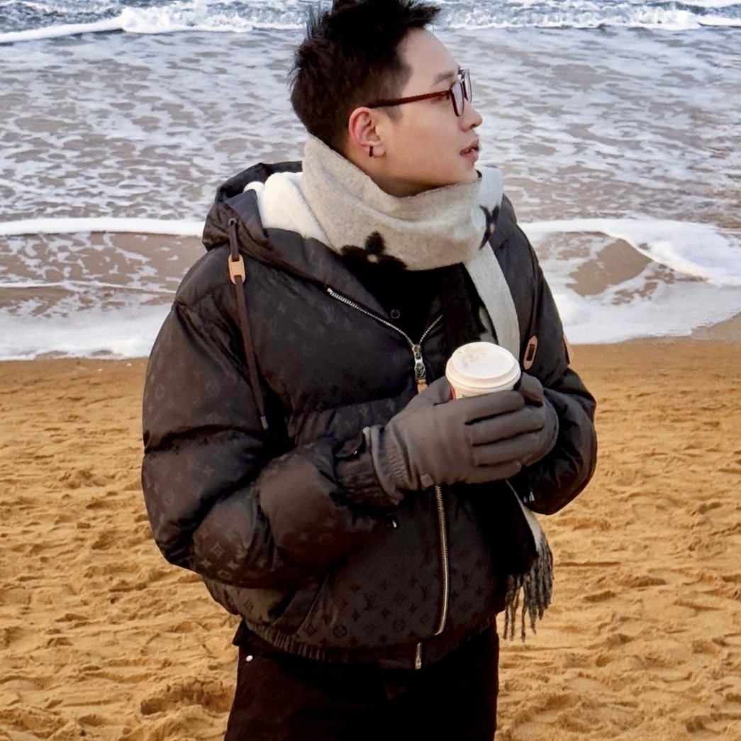 루이비통 남성 패딩