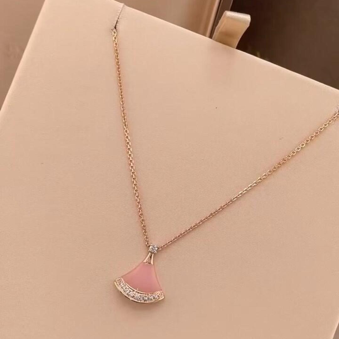 불가리 디바스 목걸이
